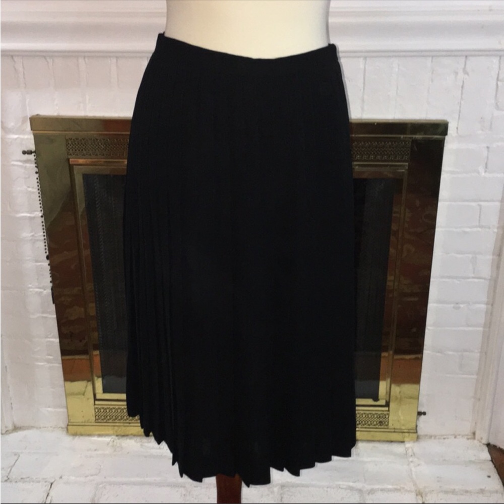 🌹Lauren Ralph Lauren black pleated lined skirt🌹